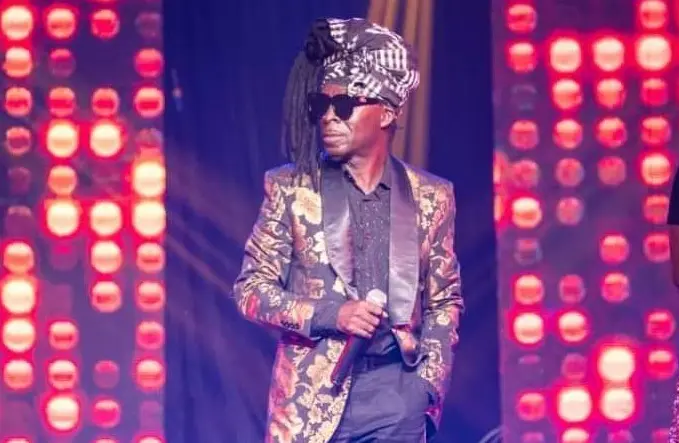 Kojo Antwi gives back to society￼